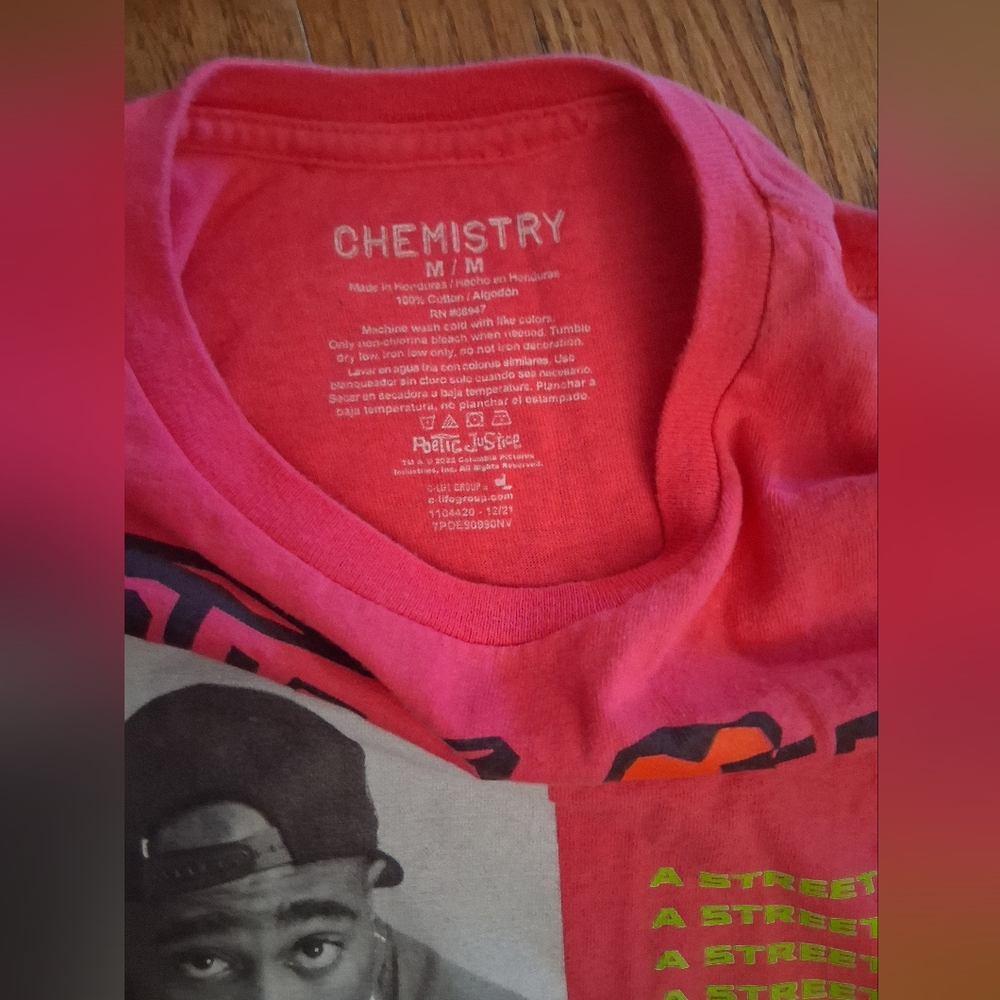 Chemistry Hot Pink Tupac Shakur Poetic Justice Graphic Tee Size Medium